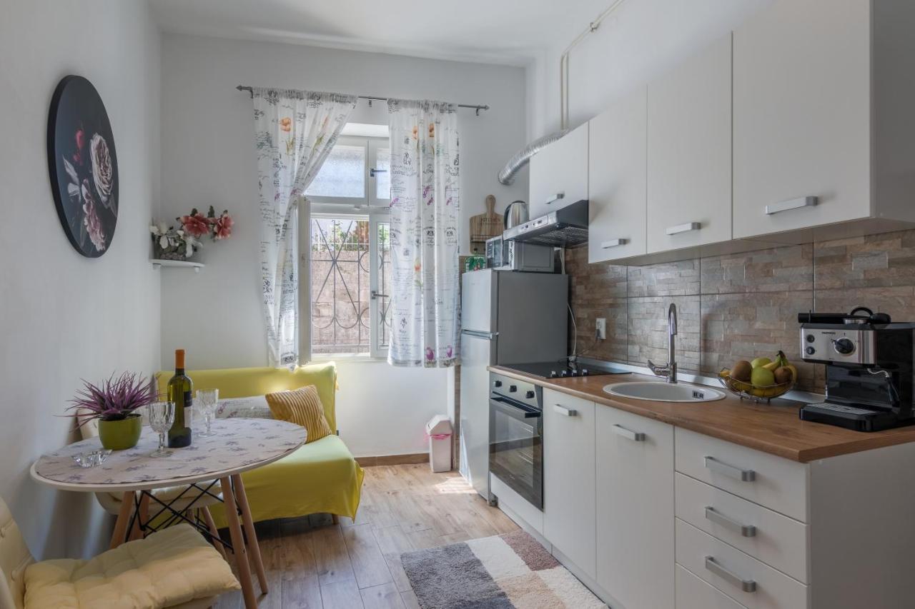 Apartment Ljube Pula Luaran gambar