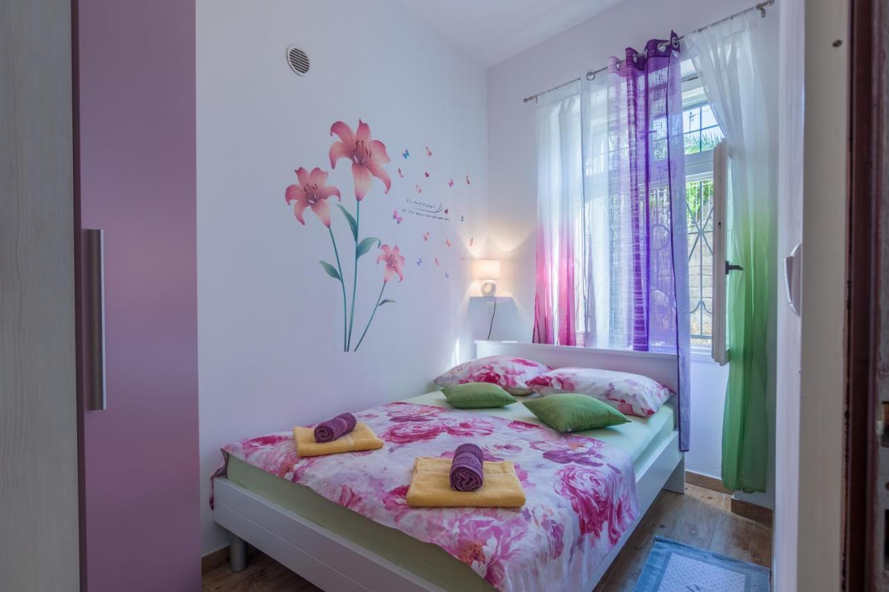 Apartment Ljube Pula Luaran gambar