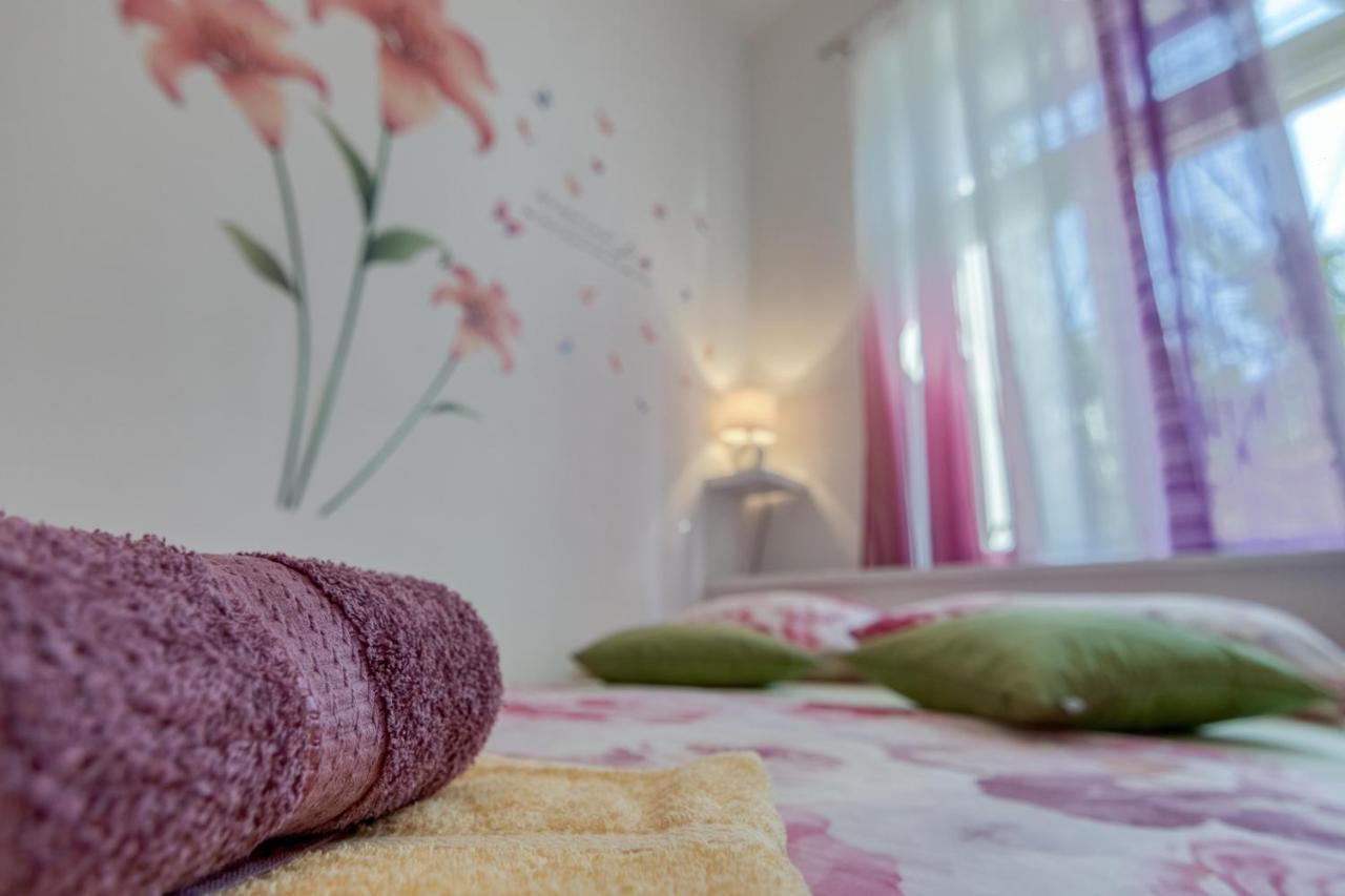 Apartment Ljube Pula Luaran gambar